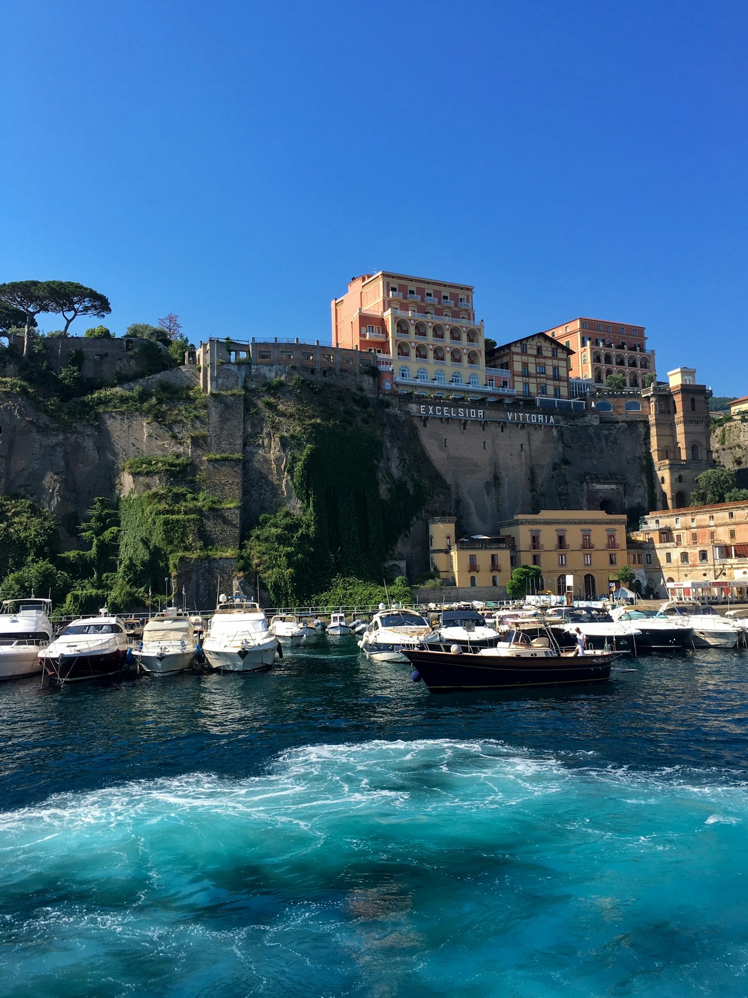 Come scegliere lo yacht ideale per le tue vacanze estive